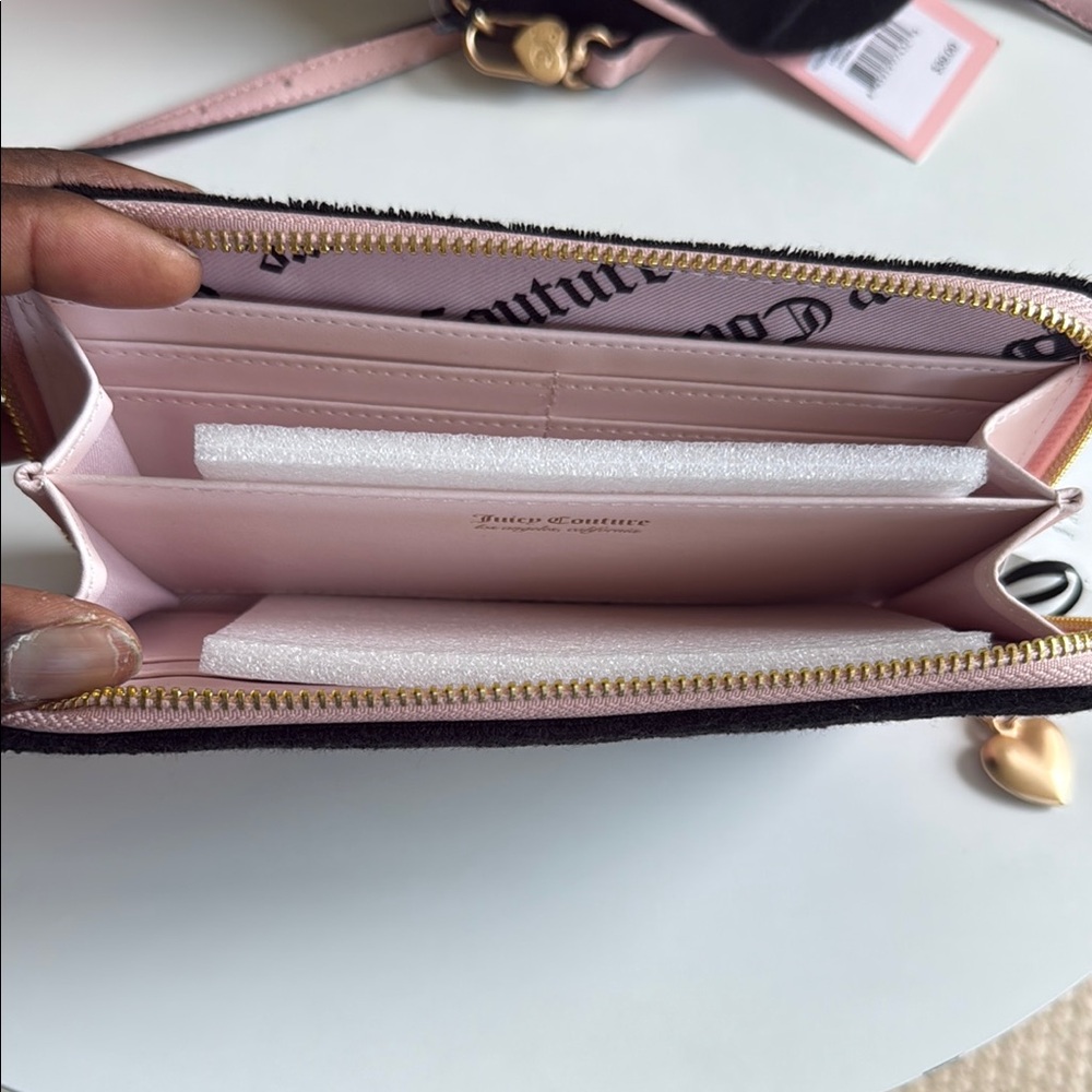 Juicy Couture Black and Pink Satchel with Gold Hardware - Picture 13 of 17